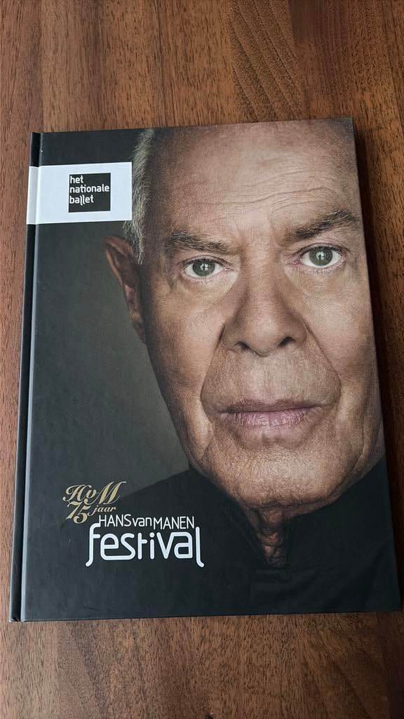 Boek tgv Hans van Manen 75 jaar Nationale Ballet, Ophalen of Verzenden, Zo goed als nieuw, Ballet of Musical