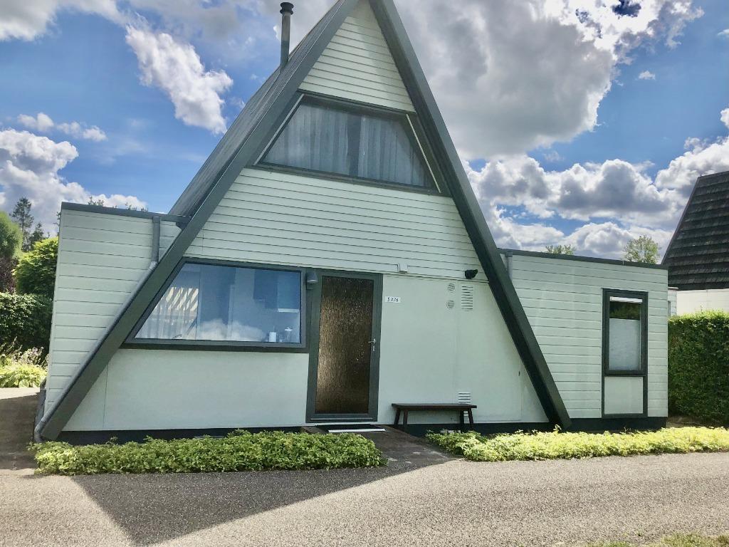 Huur recreatiewoning Flevoland, Vakantie, Vakantiehuizen | Nederland, Flevoland, Chalet, Bungalow of Caravan, Recreatiepark, Aan meer of rivier