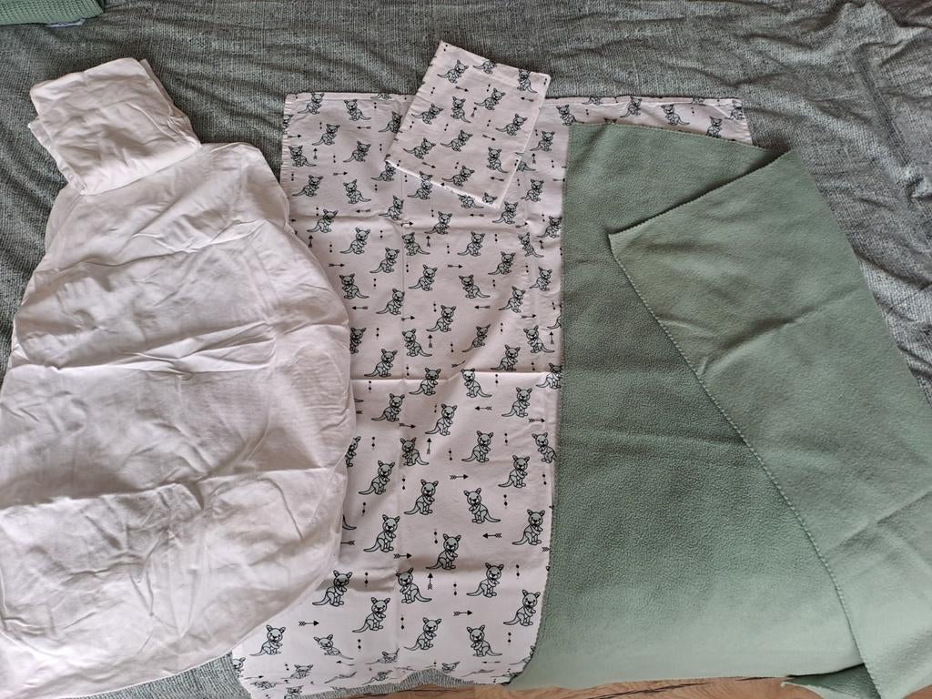 Wieg/Reiswieg Set: Lakentjes, Deken & Hoeslaken, Jongetje of Meisje, Wit, Ophalen of Verzenden, Deken of Dekbed