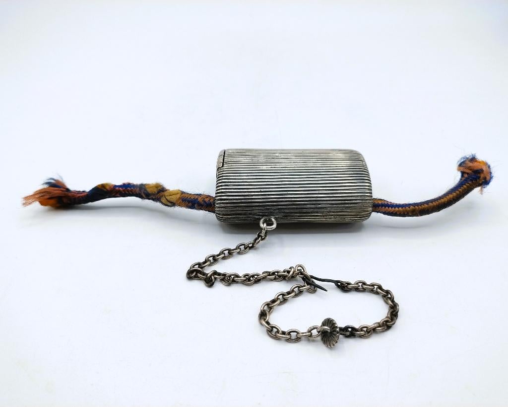 Zilveren tondeldoos of vesta case, Franse keuren, 19e eeuws, Verzenden, Zilver