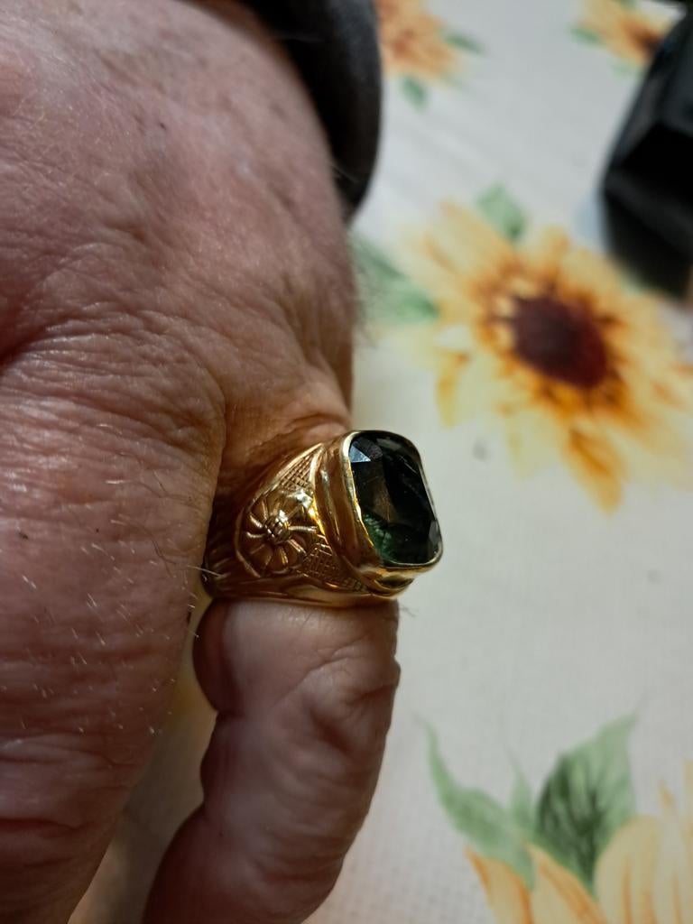 22 karaat massief gouden heren ring met zeldzame edelsteen, Ophalen, 20 of groter, Heer, Zo goed als nieuw