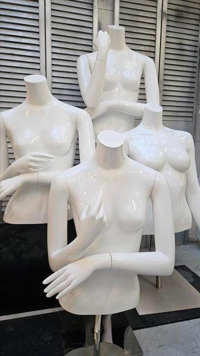 Hoogglans dames torso s etalagepop paspop, Ophalen, Zo goed als nieuw