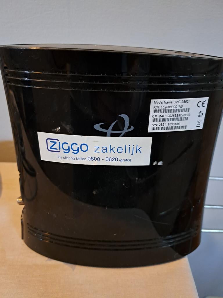 Ziggo Breedband Voice Gateway BVG-36531, Ophalen of Verzenden, Gebruikt, Router met modem, Ziggo