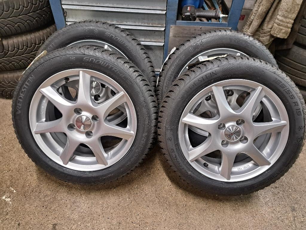 Nieuw zomerbanden set Volkswagen Up Seat Mii Skoda Citigo, Auto-onderdelen, Banden en Velgen, Ophalen, 15 inch, Banden en Velgen