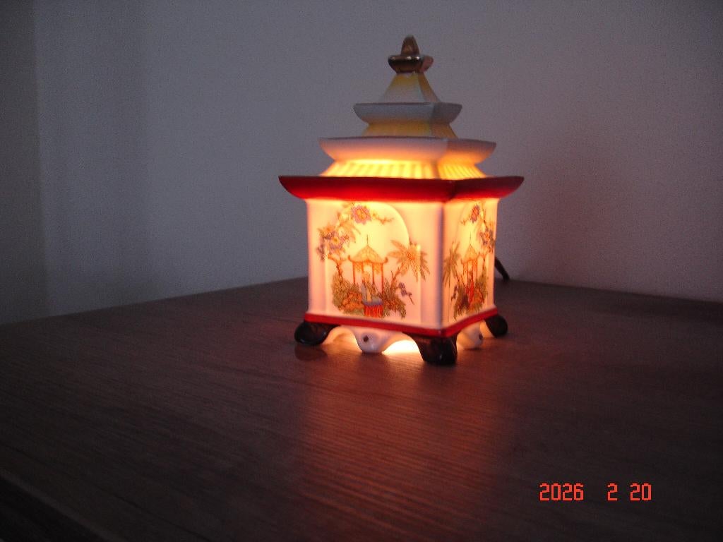 Oosterse parfumlamp, Ophalen