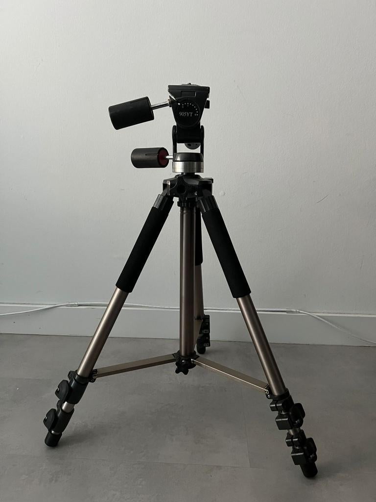 905YT Video Tripod with Fluid Head, Ophalen of Verzenden, Gebruikt, 150 tot 175 cm, Driepoot