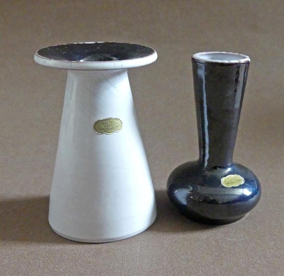 Delfos Zoeterwoude vaasjes duo vintage zwart wit Nederland, Gebruikt, Zwart, Aardewerk of Porselein, Ophalen of Verzenden