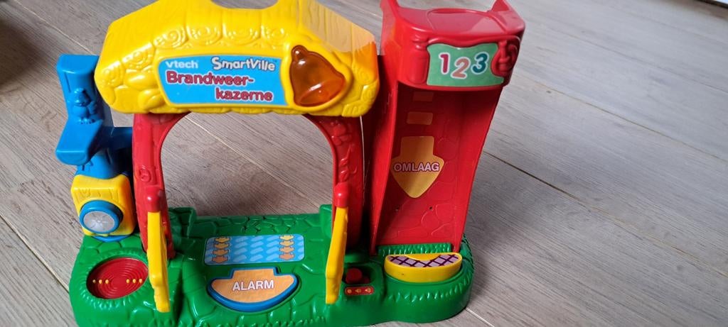 Vtech smartville brandweer kazerne met licht en geluid, Kinderen en Baby's, Speelgoed | Vtech, Ophalen of Verzenden, 6 maanden tot 2 jaar