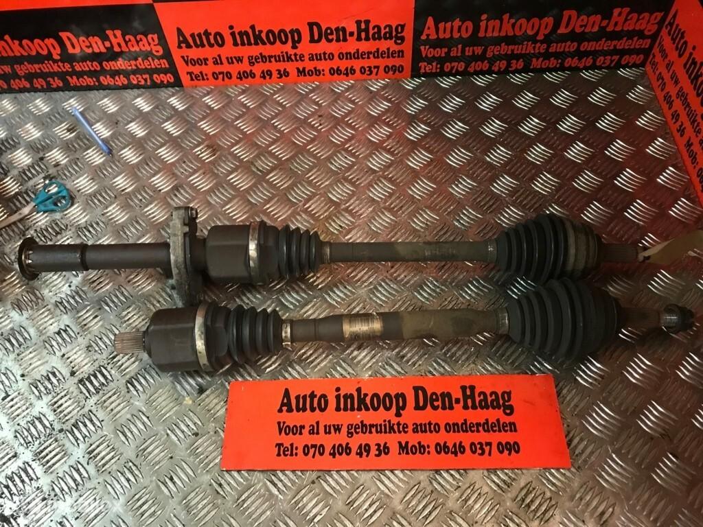 Renault Megane II ('02-'08) 1.6 16V Aandrijfas RV Automaat !, Auto-onderdelen, Transmissie en Toebehoren, Ophalen of Verzenden