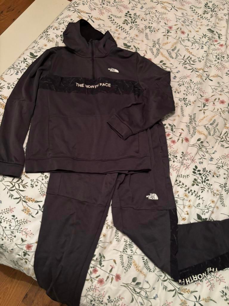 The North Face trainingspak, Kleding | Heren, Sportkleding, Ophalen of Verzenden, Zo goed als nieuw, Grijs, Algemeen