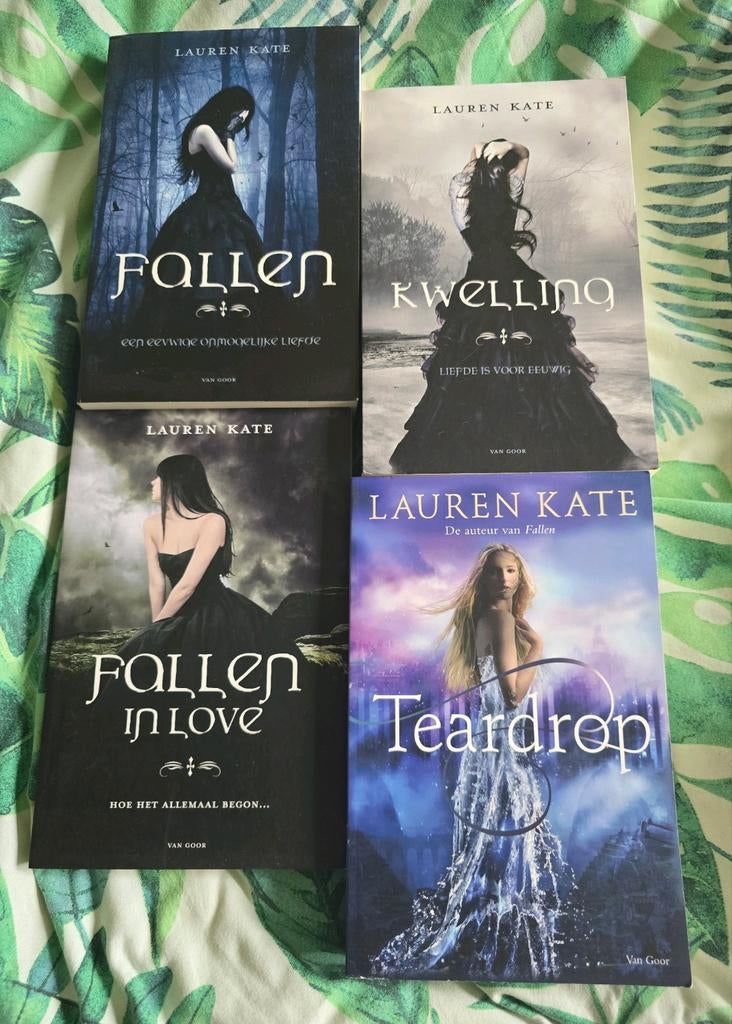 Lauren Kate Fallen + Kwelling + Fallen in Love + Teardrop NL, Ophalen of Verzenden