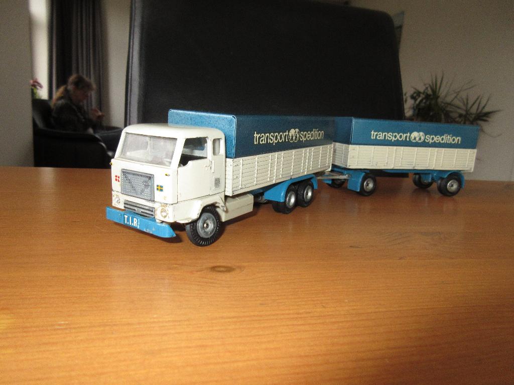 Volvo F88 truck en aanhang Tekno Denmark, Ophalen of Verzenden, Gebruikt, Bus of Vrachtwagen, Tekno