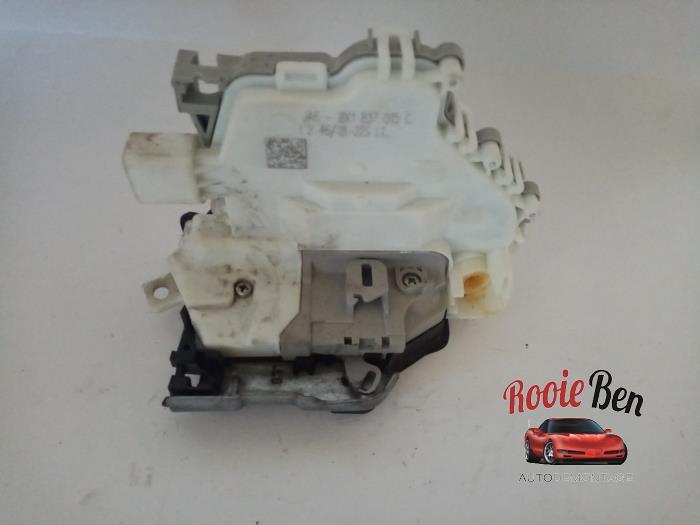 Deurslot Mechaniek 4Deurs links-voor van een Audi A4, Gebruikt, -, -, -