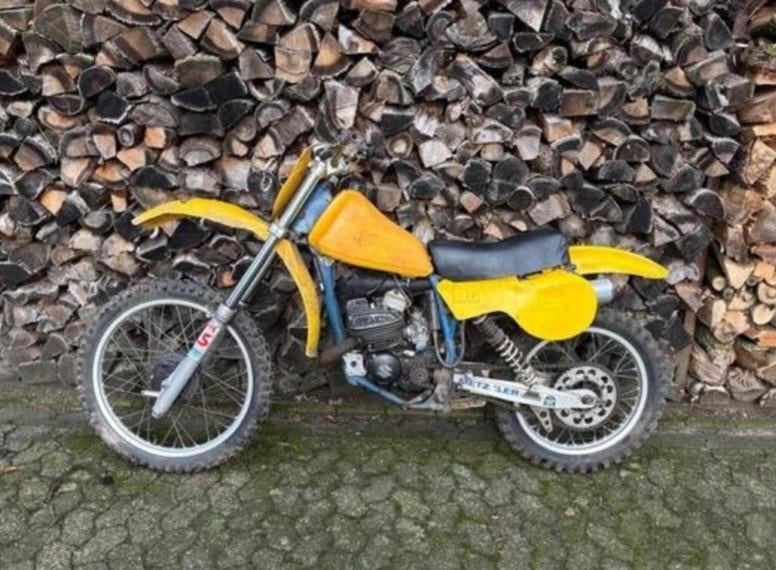 Suzuki RM125 project!, Fietsen en Brommers, Brommers | Crossbrommers, Ophalen, 125 cc, Zo goed als nieuw, Suzuki