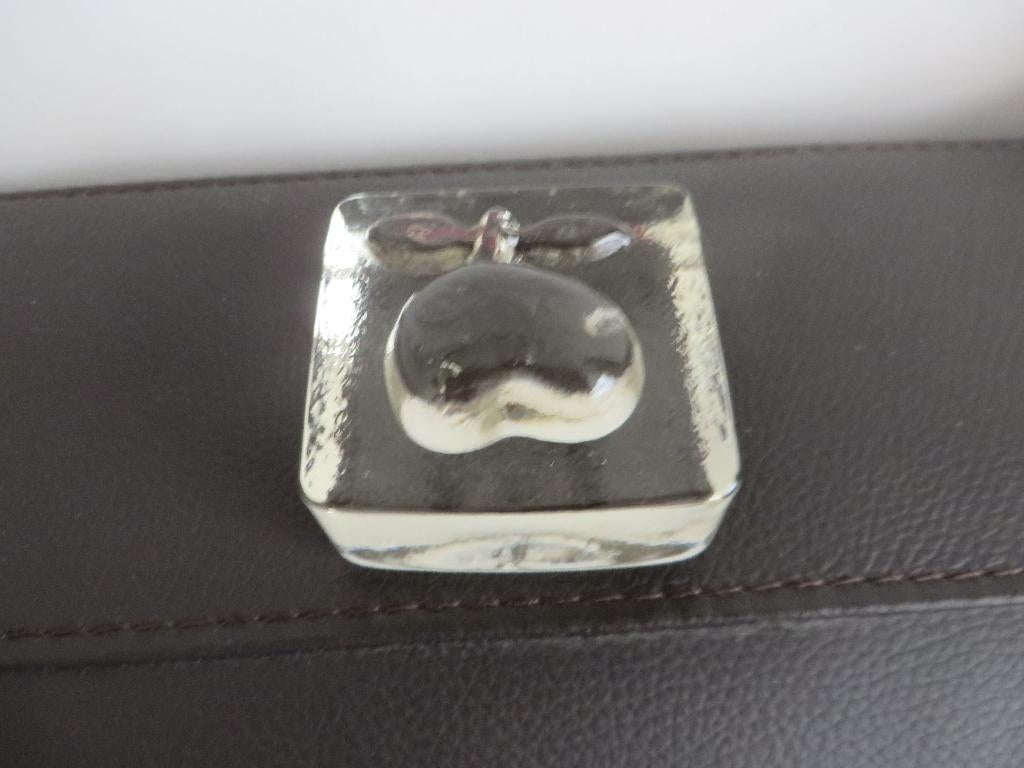Presse papier pers glazen Leerdam object, decor appel, Ophalen of Verzenden