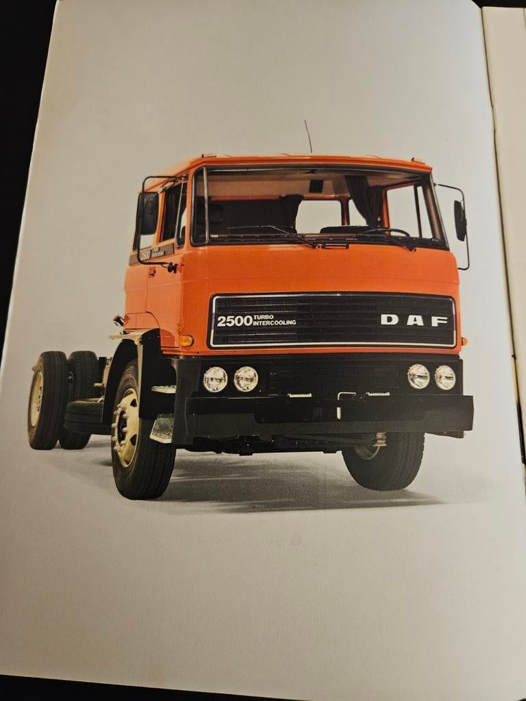 Brochure Daf Trucks 2500, Ophalen of Verzenden, Zo goed als nieuw, Overige merken