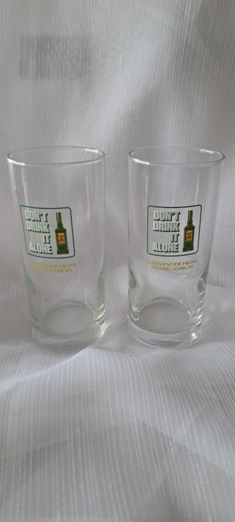 PISANG AMBON dont drink alone glazen, 2 stuks, Ophalen of Verzenden, Zo goed als nieuw, Borrel- of Shotglas