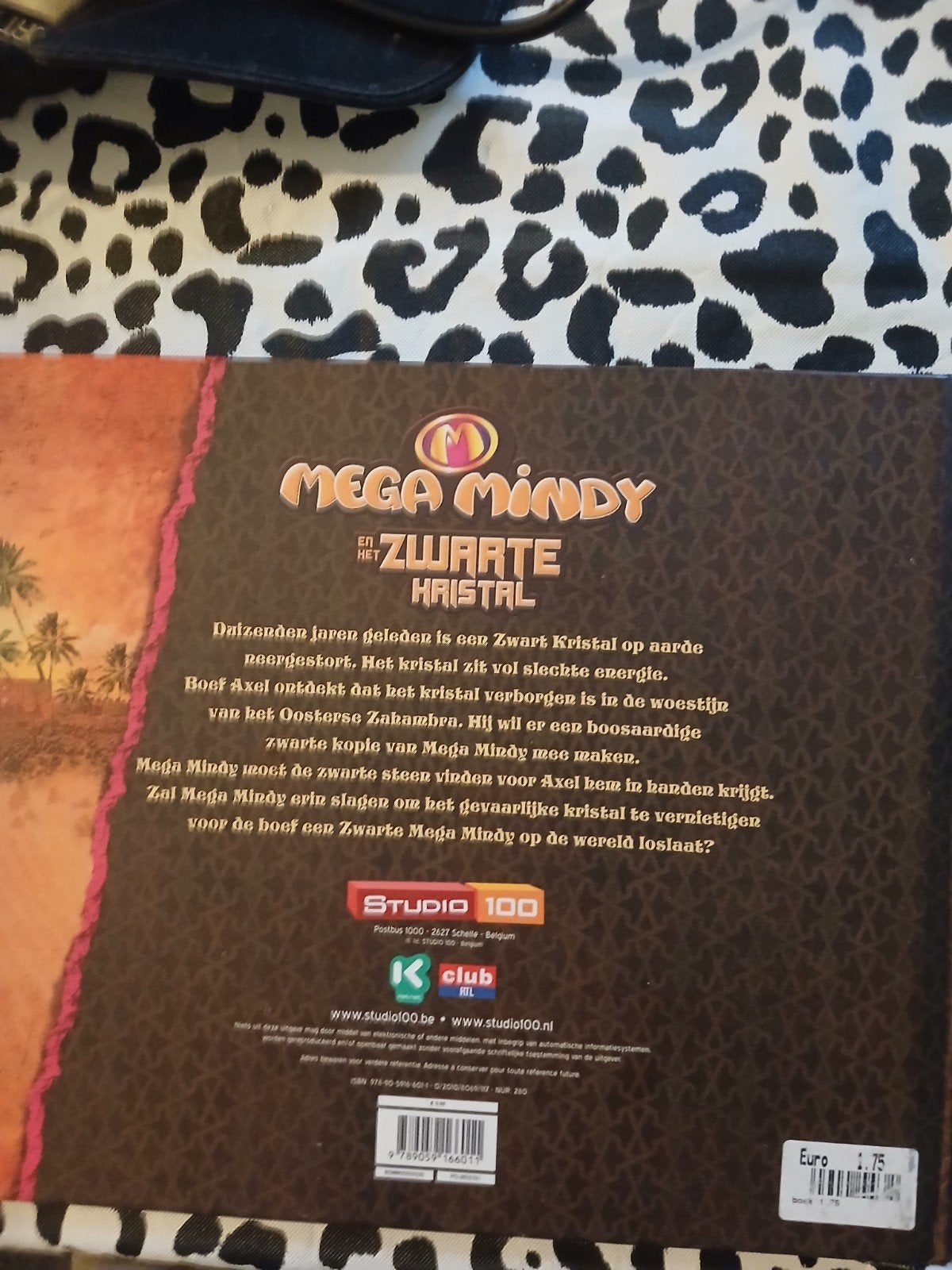 mega mindy boek, moet weg, bijna npoit gebruikt, Ophalen, Gelezen, 2 tot 3 jaar
