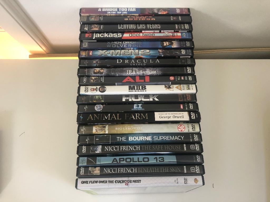 B522 Diverse DVD 's Nicci French X-Men JackAss Sobibor, Alle leeftijden, Ophalen of Verzenden, Gebruikt, Actiethriller