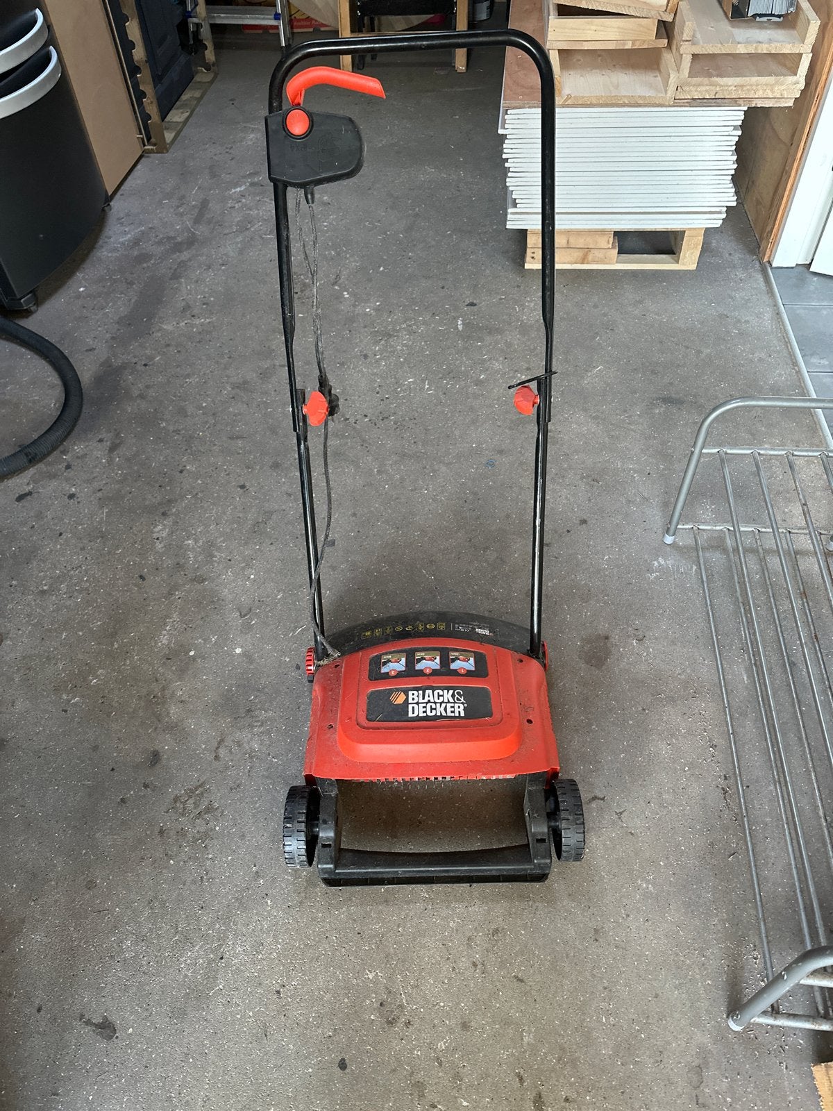 Black & Decker elektrische verticuteermachine, Tuin en Terras, Ophalen, Gebruikt, Elektrisch