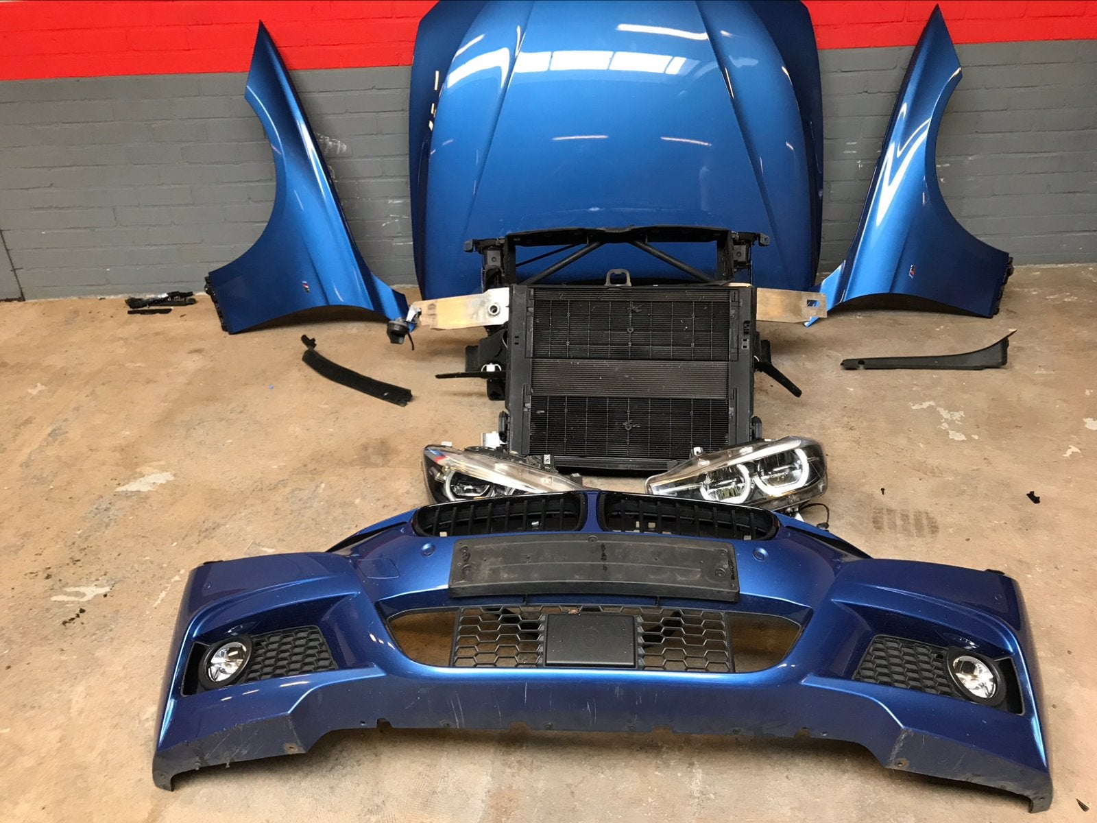 Bmw F30 F31 M Voorkop 2019 compleet Kleur B45, Ophalen of Verzenden, BMW