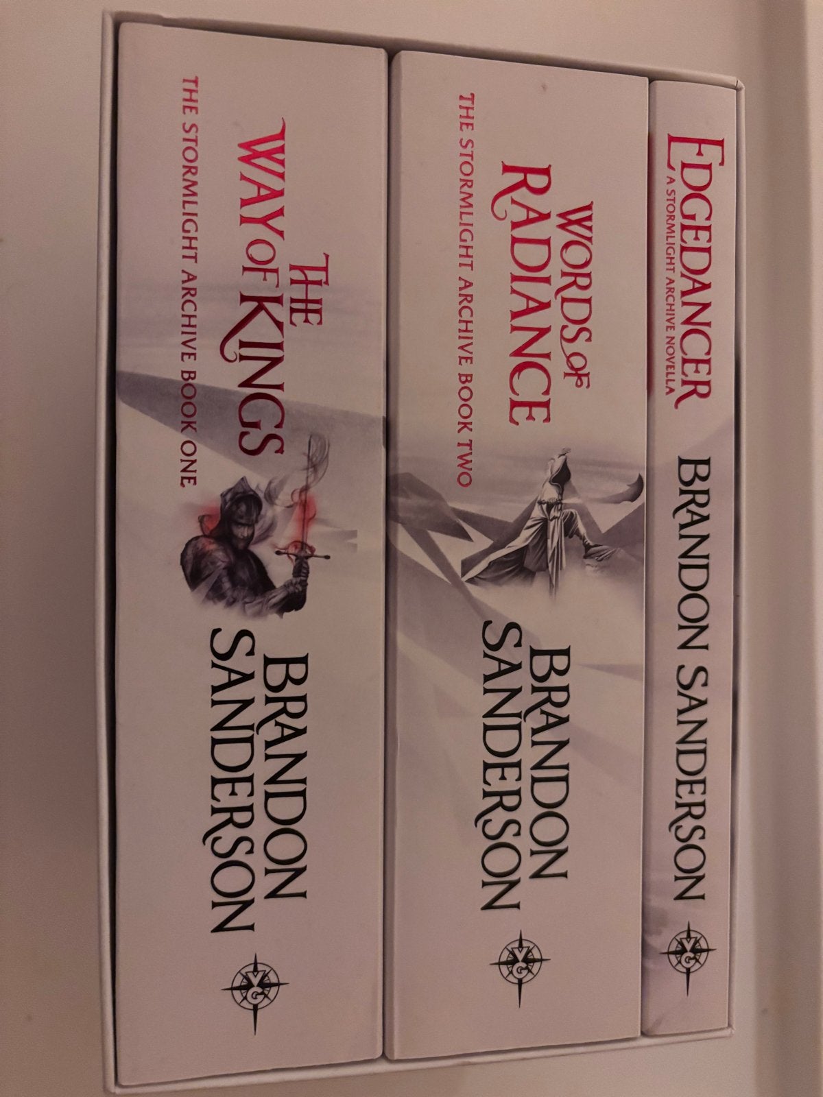 The Stormlight Archive Boek 1, 2 & Edgedancer - Nieuw, Boeken, Fantasy, Verzenden, Zo goed als nieuw