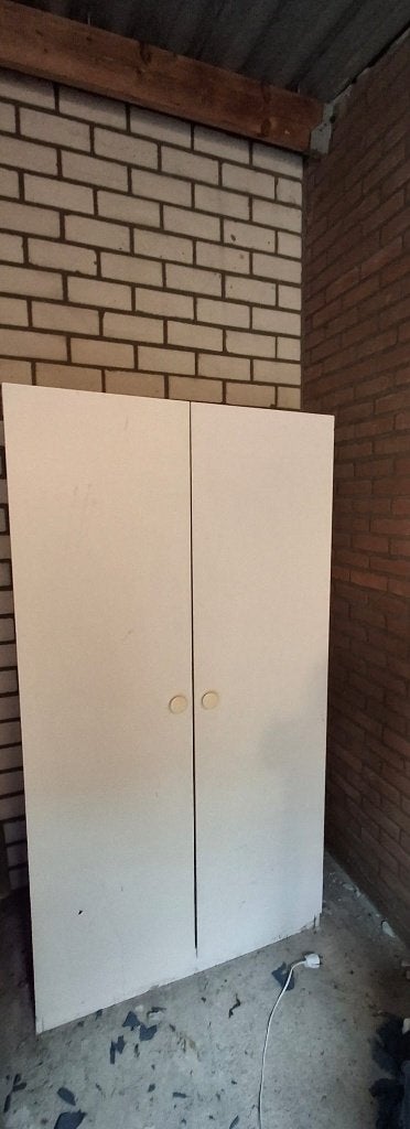 Hang-leg kast, Ophalen, Met deur(en), Gebruikt, 50 tot 100 cm