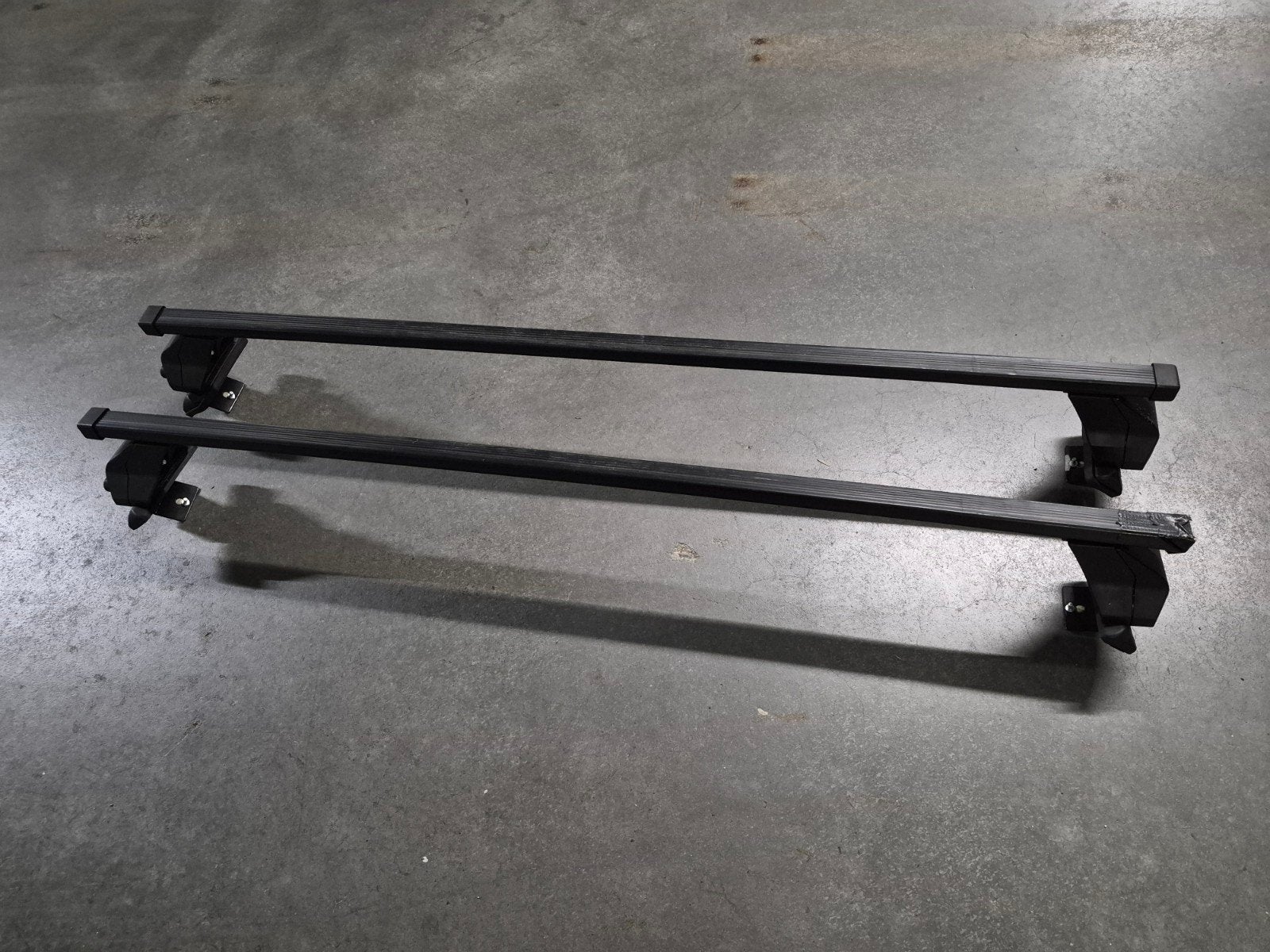 Menabo Omega L dakdragers 130 cm – Citroën C4 Picasso 2013-2, Ophalen