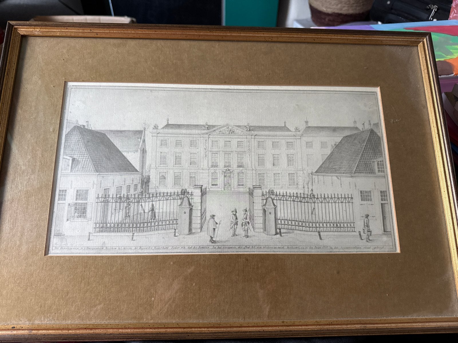 Het Gouvernement te 's Hertogenbosch, ets Hendrik de Laat?, Ophalen, Stadsgezicht, 1700 - 1799, Met tekst