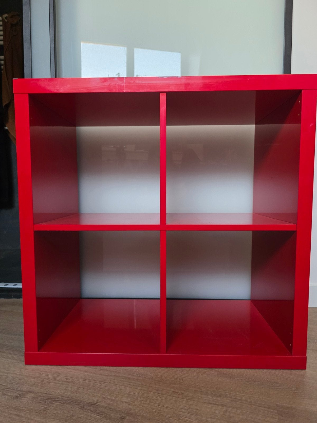 Ikea Kallax rood vakkenkast, Huis en Inrichting, Kasten | Boekenkasten, Ophalen, Met plank(en), Gebruikt, 50 tot 100 cm