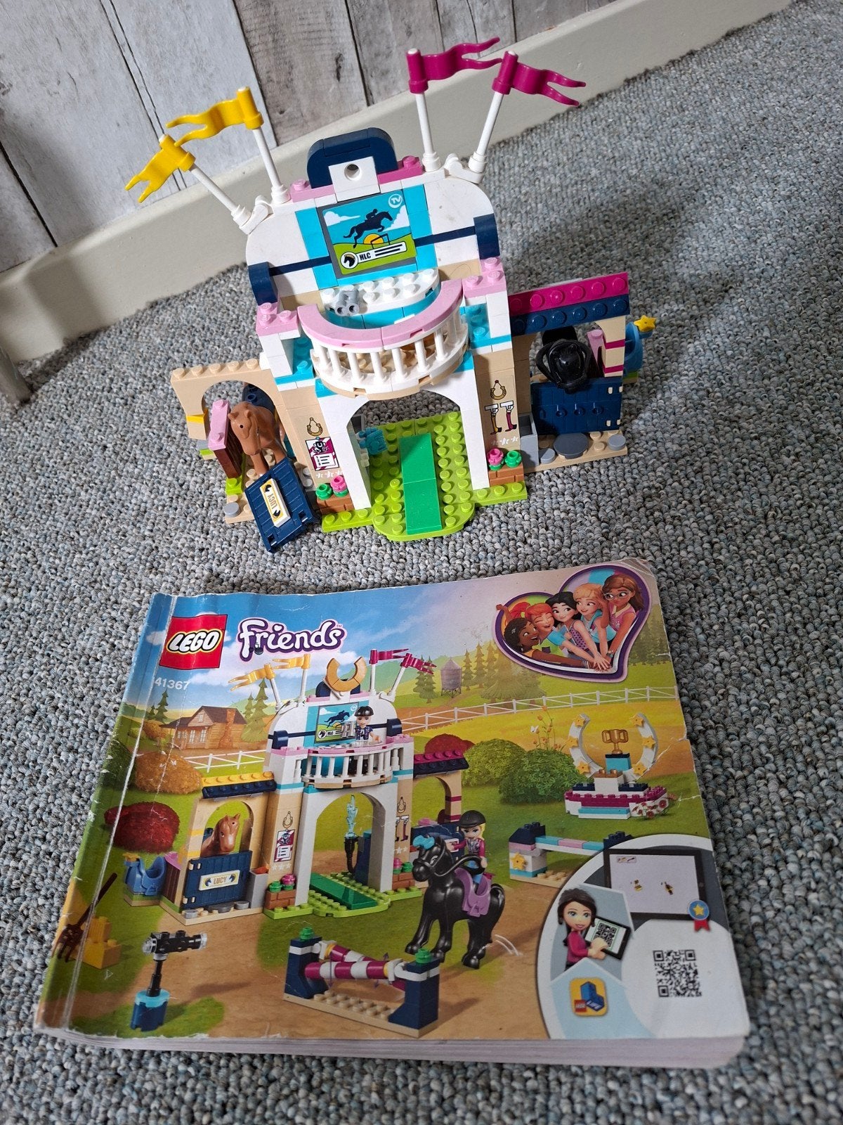 LEGO Friends Stephanie's Paardrijshow 41367 Compleet, Gebruikt, Lego, Friends, Ophalen of Verzenden
