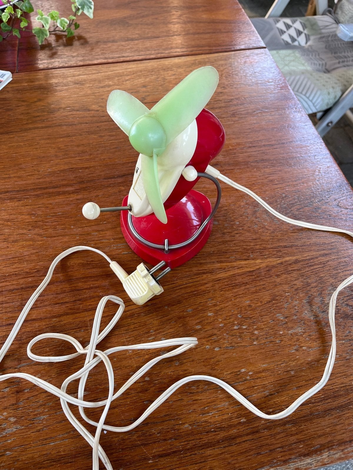 Vintage Merk Tafelventilator - Rood/Groen, Ophalen, Gebruikt, Tafelventilator