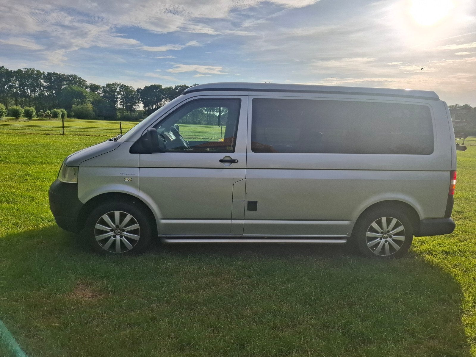 Volkswagen Transporter T5 1.9 TDI  camper te koop, Auto's, Volkswagen, 8 stoelen, Origineel Nederlands, 1896 cc, Te koop