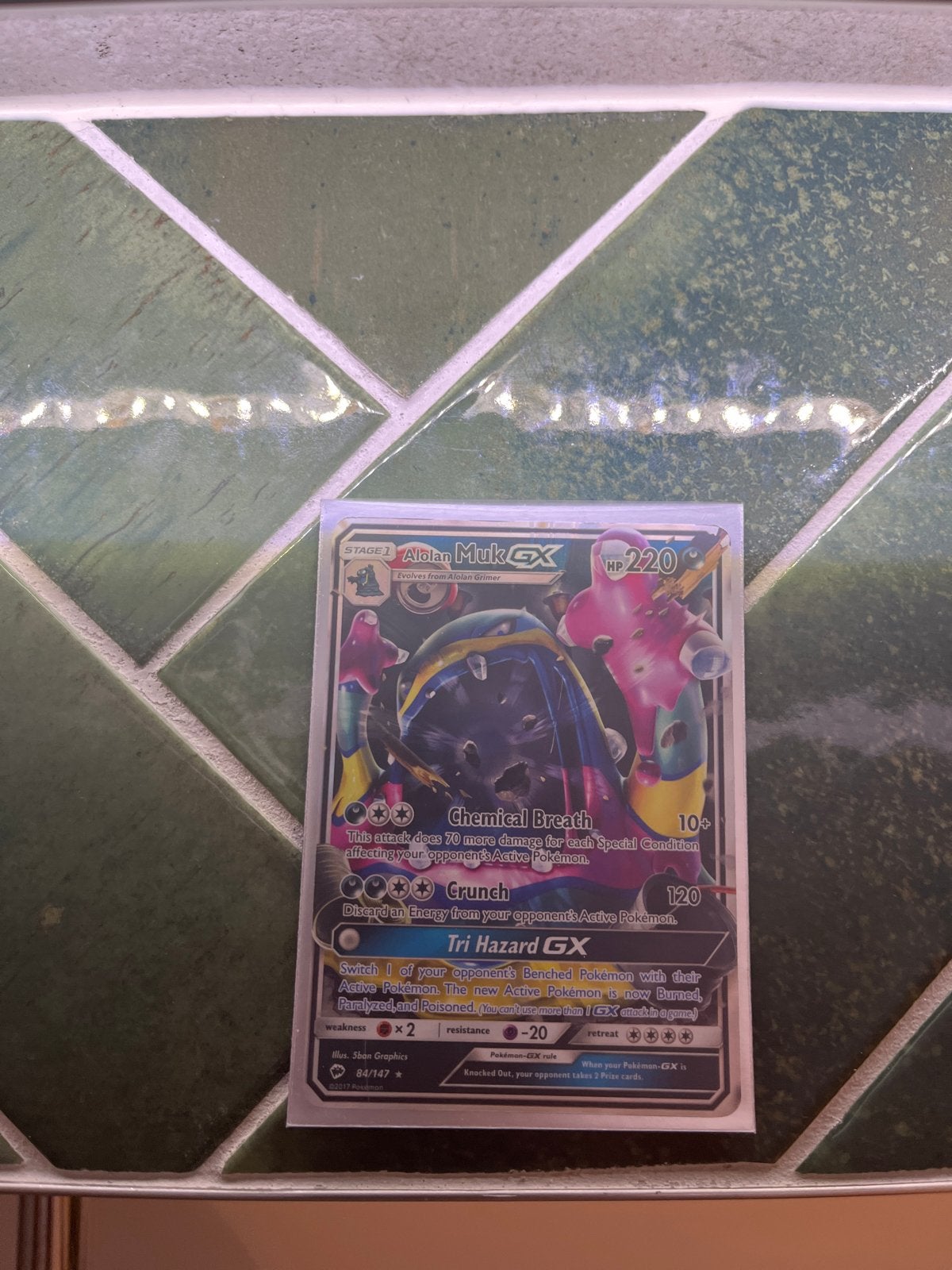 Alolan Muk GX Pokémon Kaart - HP 220, Ophalen of Verzenden, Zo goed als nieuw, Losse kaart