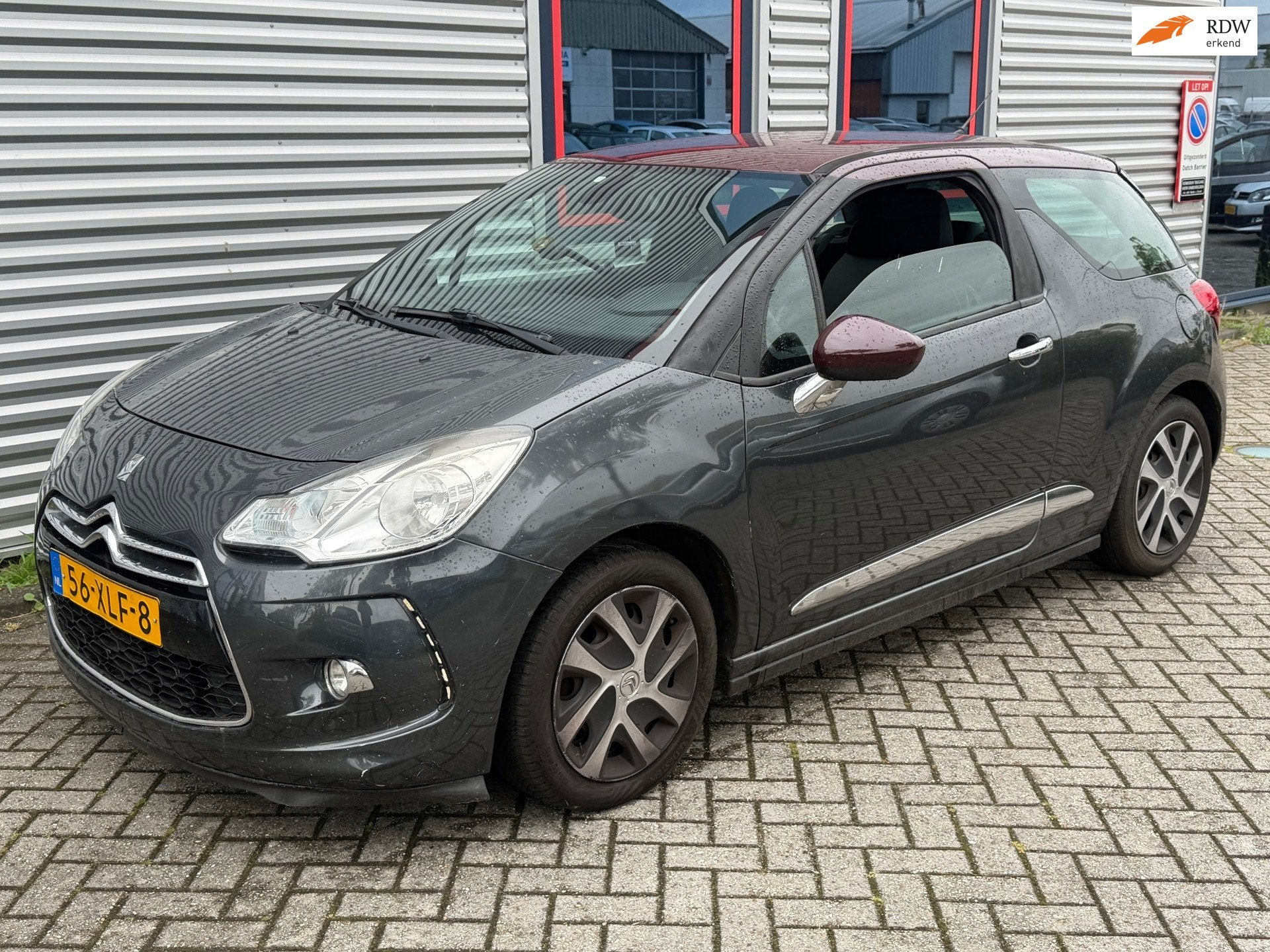 Citroen DS3 1.4 e-HDi Chic NAVI CLIMA *Automaat*, Auto's, Euro 5, Gebruikt, 1398 cc, 4 cilinders