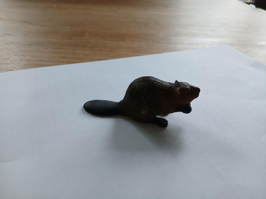 Bever, dierfiguur Mojo (2010), Verzamelen, Dierenverzamelingen, Ophalen of Verzenden, Gebruikt, Overige soorten, Beeldje of Figuurtje