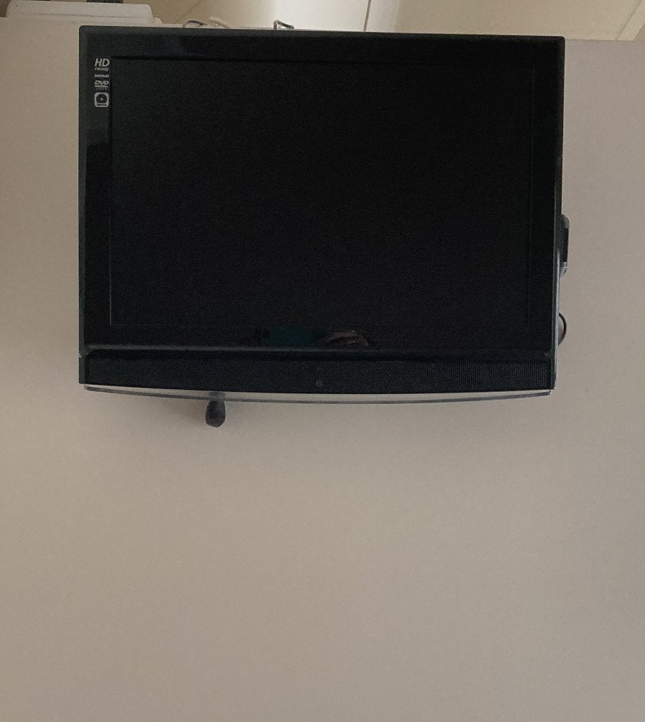 TV LCD - TFT met ingebouwde DVD, incl. wandbeugel, Gebruikt, 50 Hz, LCD, 40 tot 60 cm