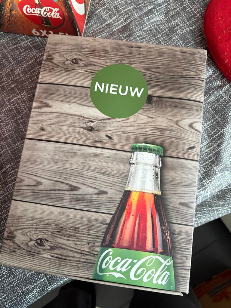 Nieuwe Coca-Cola Verpakking - Uniek Design, Verzamelen, Ophalen of Verzenden, Nieuw, Verpakking