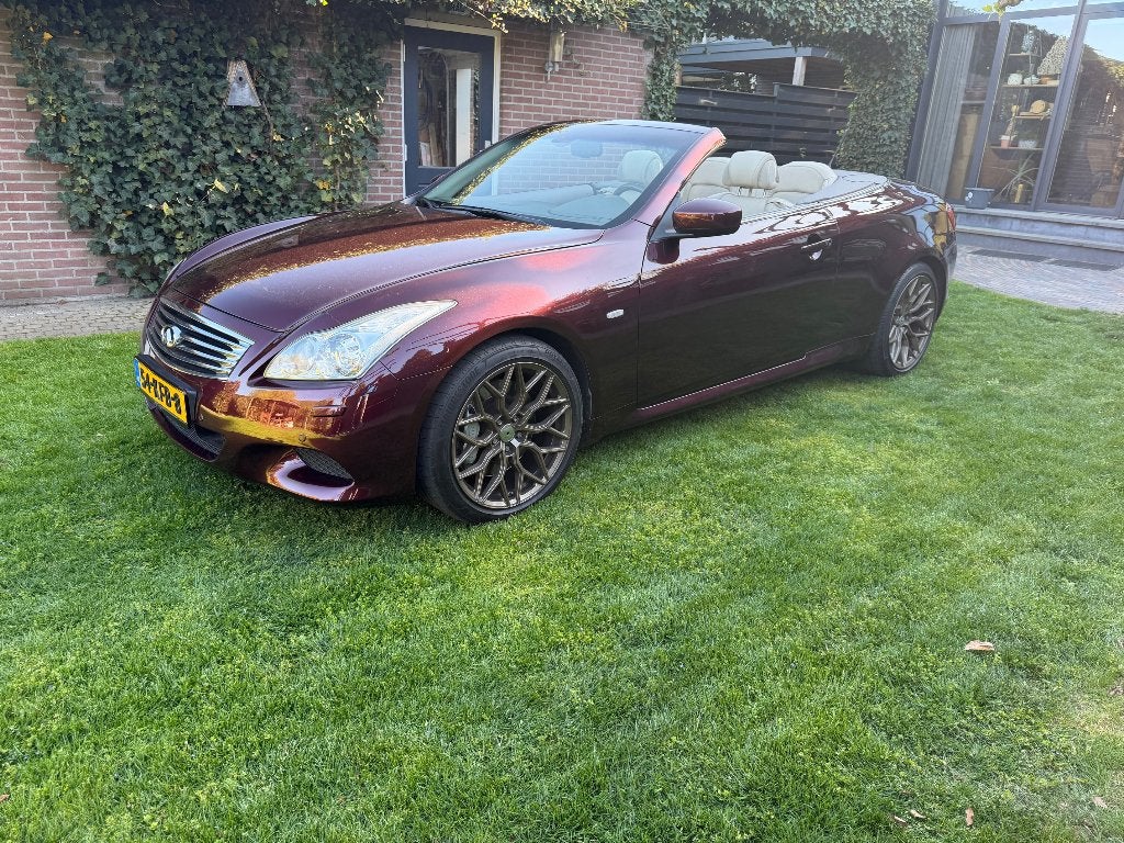 INFINITI G37 CABRIO 3.7 V6 – LUXE, SPORTIEF & BIJZONDER, Auto's, Automaat, 3696 cc, Beige, Cabriolet