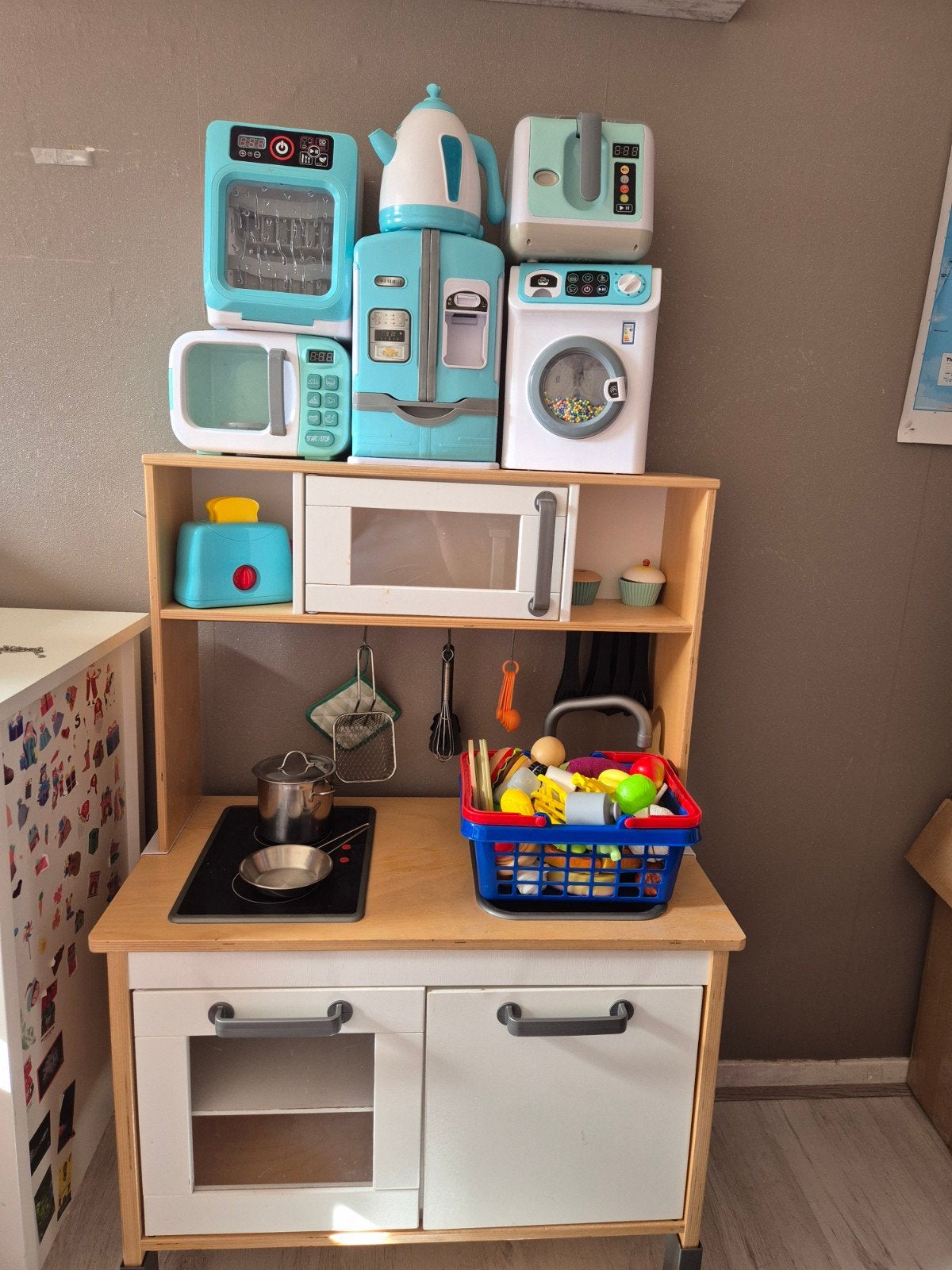 Complete speelkeuken met accessoires, Kinderen en Baby's, Ophalen, Gebruikt, Hout, Speelkeuken
