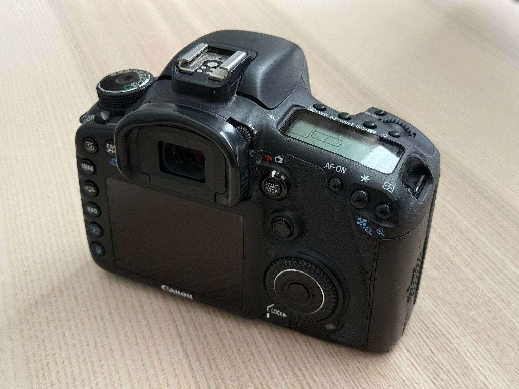Canon EOS 7D inclusief accesoires en tas, Gebruikt, Spiegelreflex, Canon, Ophalen of Verzenden