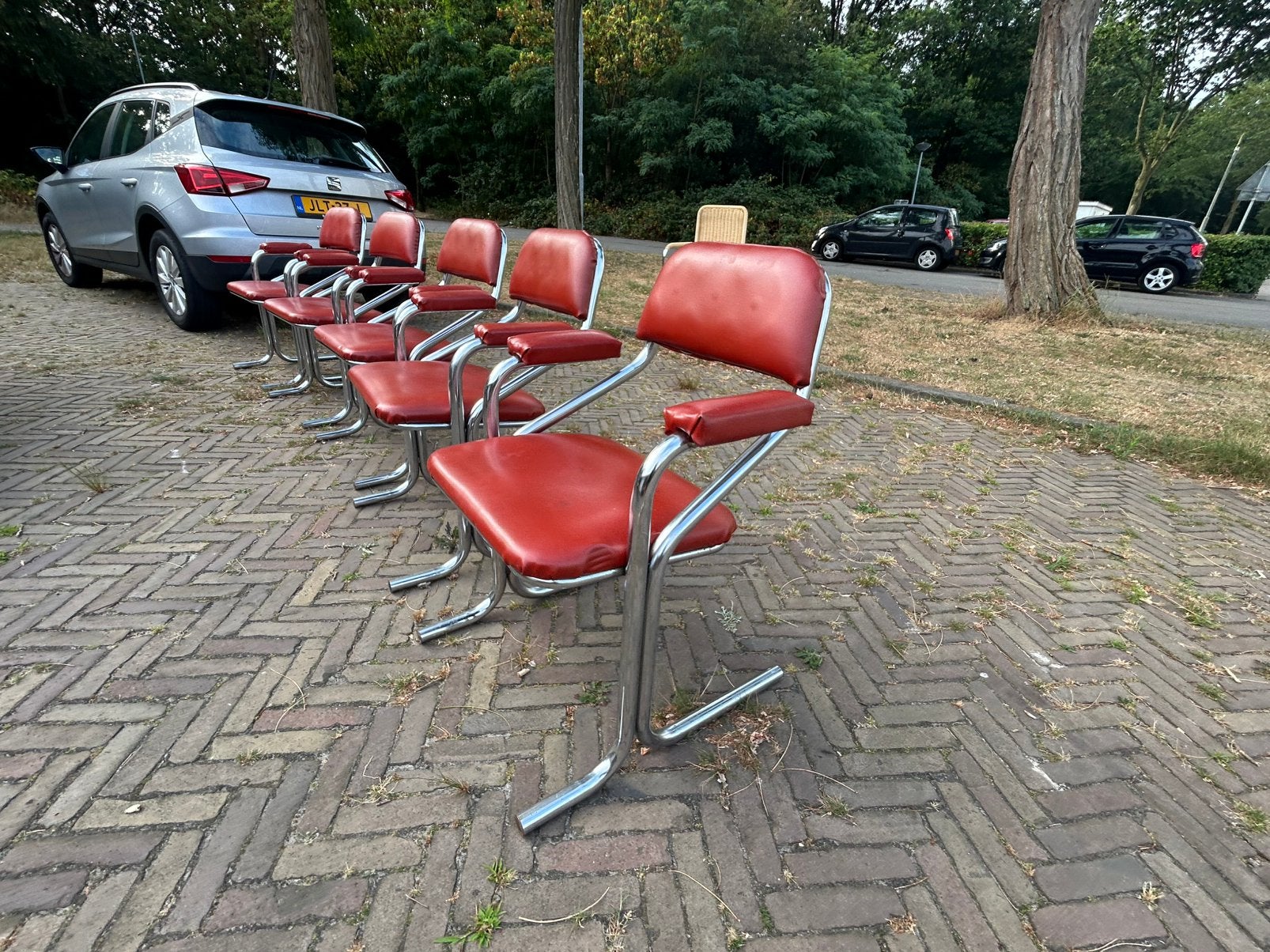 Vintage space age buisframe eetkamerstoelen, Ophalen of Verzenden, Zo goed als nieuw, Wit