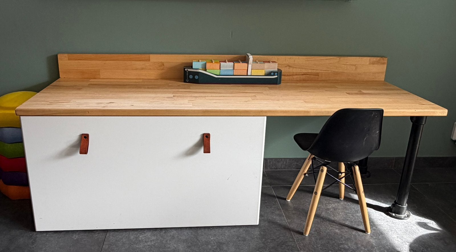 IKEA "hack" kindertafel/knutseltafel smastad, Ophalen, Zo goed als nieuw, Tafel