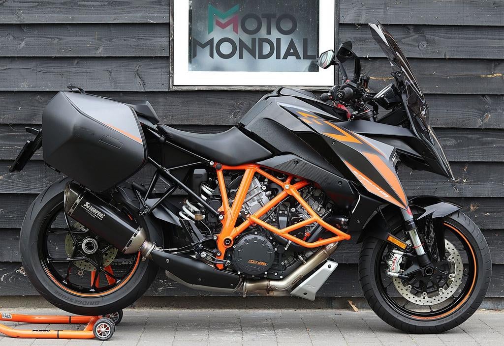 KTM 1290 SUPER DUKE GT (bj 2018) Akrapovic, 2 cilinders, KTM, Bedrijf, Toermotor