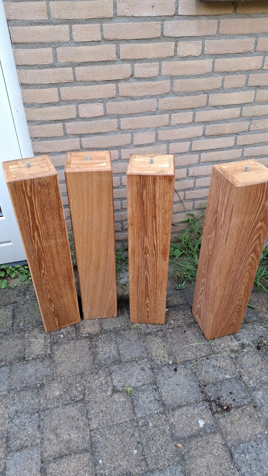 Houten balken - Eikenhouten palen, Doe-het-zelf en Verbouw, Hout en Planken, Eiken, Nieuw, Ophalen of Verzenden, 50 mm of meer