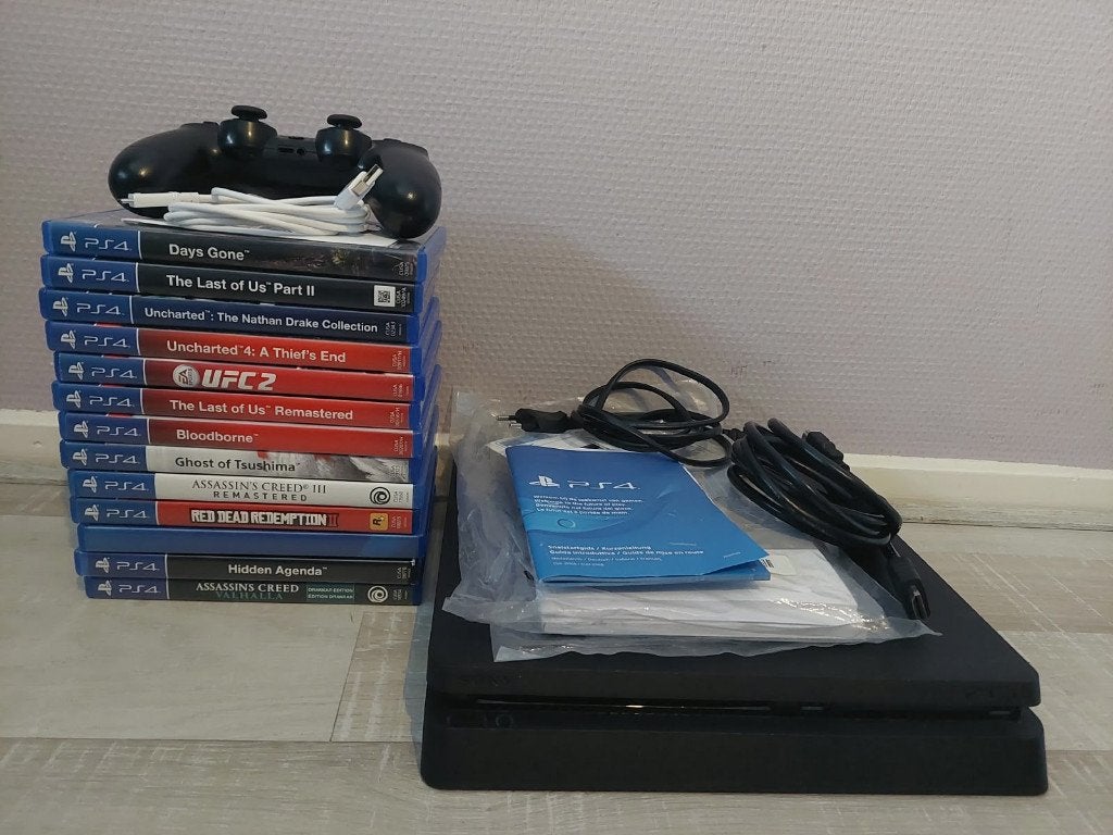 PS4 Slim 500 GB + 14 spellen + Controller + Kabels (Nieuw), Avontuur en Actie, 1 speler, Ophalen of Verzenden, Zo goed als nieuw