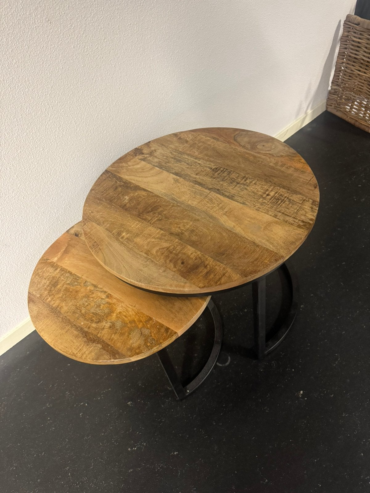 Salontafel mangohout, Ophalen, Zo goed als nieuw, Rond, 50 tot 100 cm