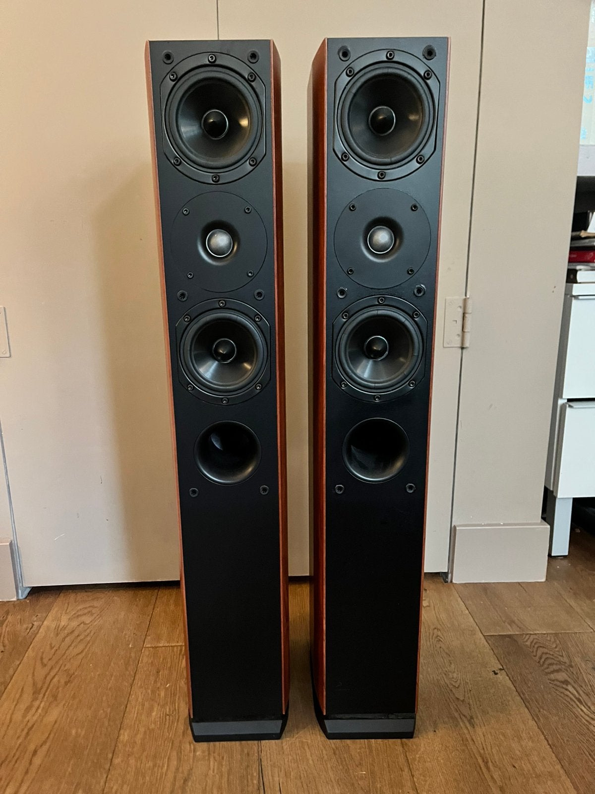 Stijlvolle Indiana Line HC504 vloerstaande speakers, Stereo speakers, 60 tot 120 watt, Ophalen, Overige merken