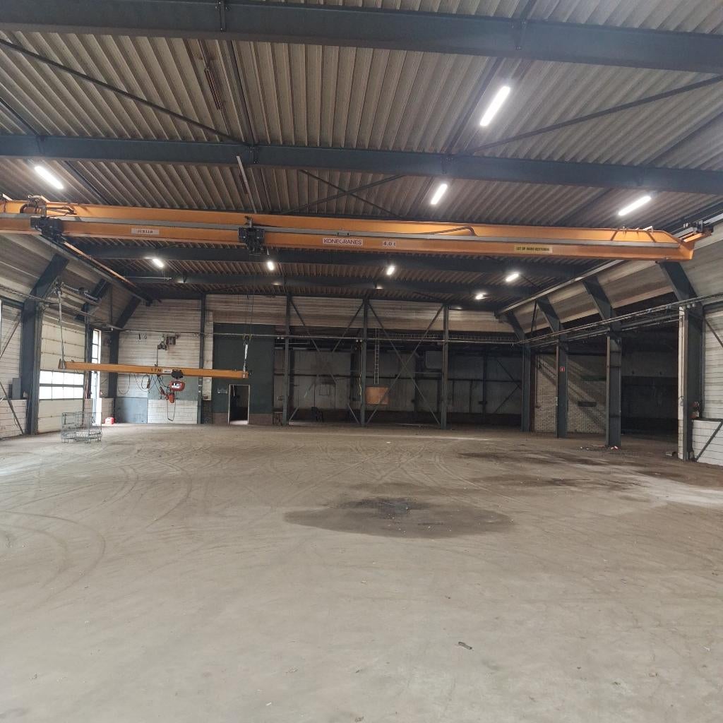 Bedrijfshallen te koop, 750 m², Koop, Bedrijfsruimte