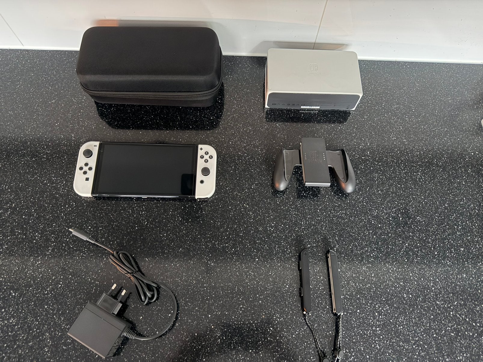 Nintendo Switch OLED | Compleet | Accessoires | Spellen, Switch OLED, Met 2 controllers, Ophalen of Verzenden, Zo goed als nieuw